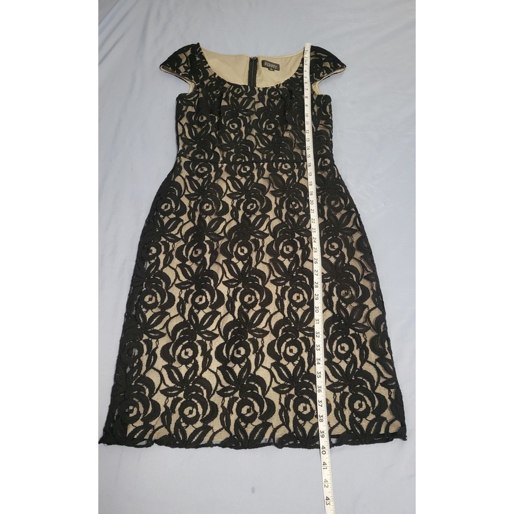 Adrianna Papell Black Lace Overlay Sheath Dress Scoop Neck Cap Sz 6(FLAW) - Picture 6 of 13